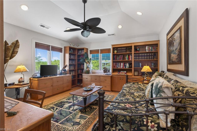 Photo 33 of 50 residential for sale in Virginia Beach virginia