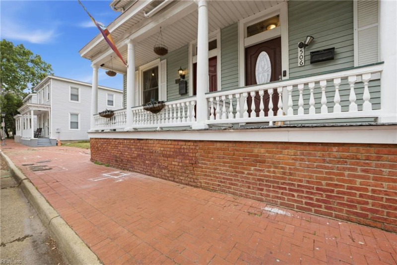 Photo 1 of 40 residential for sale in Portsmouth virginia