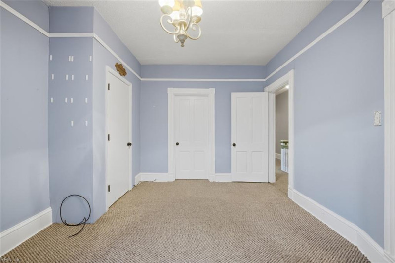 Photo 22 of 40 residential for sale in Portsmouth virginia