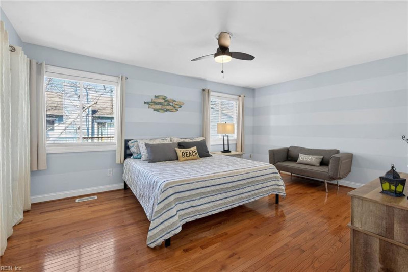 Photo 23 of 36 residential for sale in Virginia Beach virginia