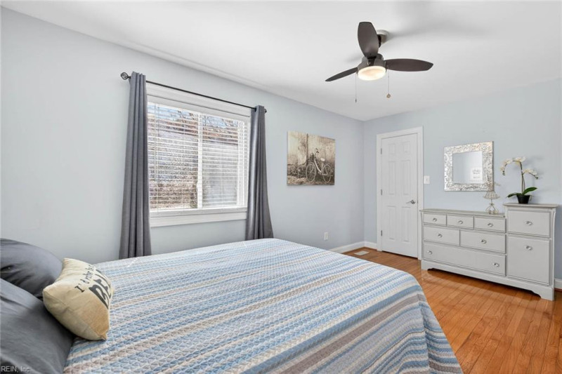 Photo 29 of 36 residential for sale in Virginia Beach virginia