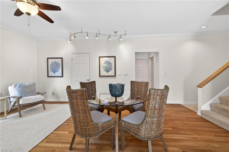 Photo 11 of 36 residential for sale in Virginia Beach virginia