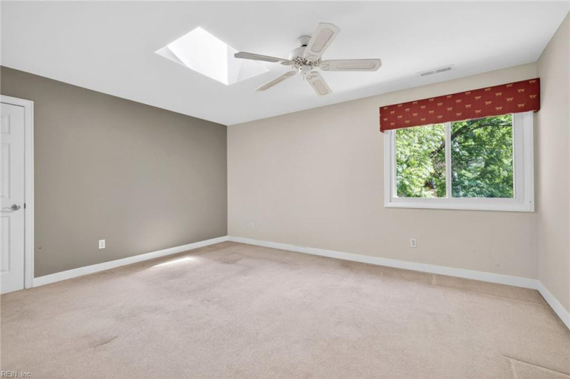 Photo 23 of 36 residential for sale in Virginia Beach virginia