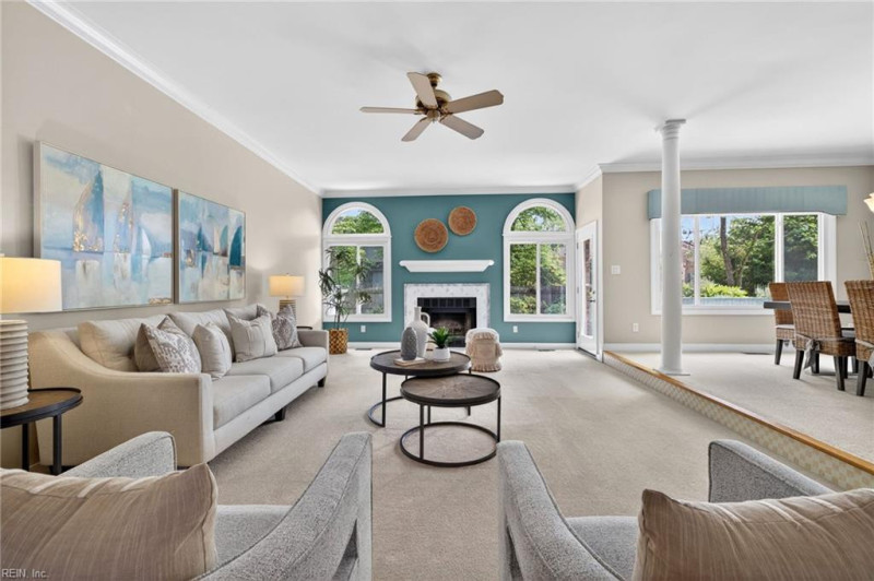 Photo 3 of 36 residential for sale in Virginia Beach virginia