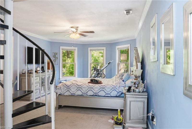 Photo 13 of 31 residential for sale in Chesapeake virginia