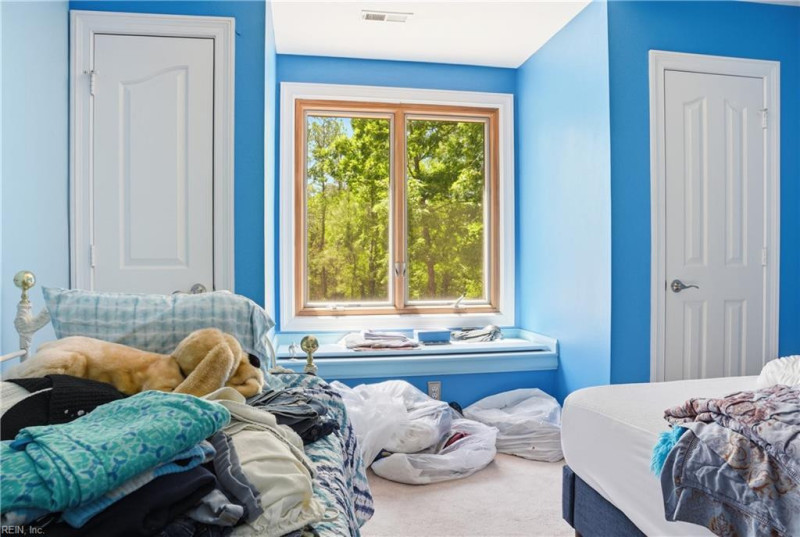 Photo 17 of 31 residential for sale in Chesapeake virginia