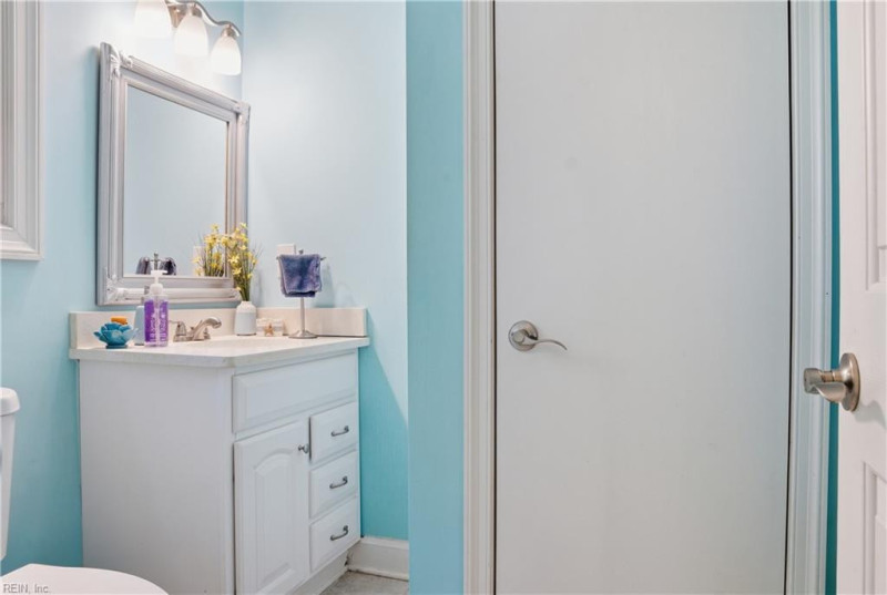 Photo 21 of 31 residential for sale in Chesapeake virginia