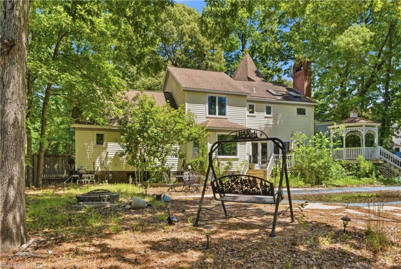 Photo 24 of 31 residential for sale in Chesapeake virginia