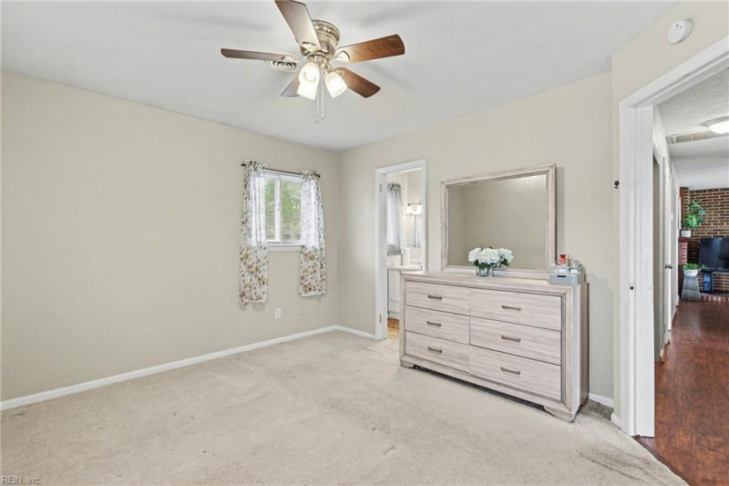 Photo 10 of 25 residential for sale in Virginia Beach virginia