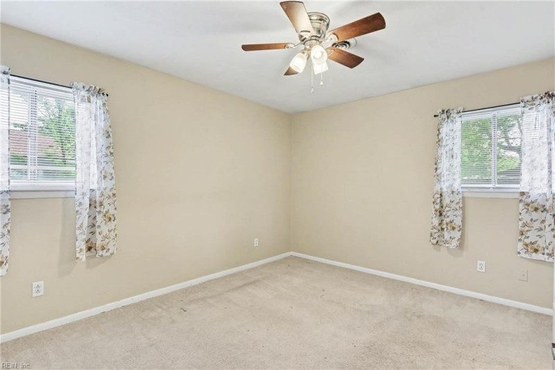 Photo 9 of 25 residential for sale in Virginia Beach virginia