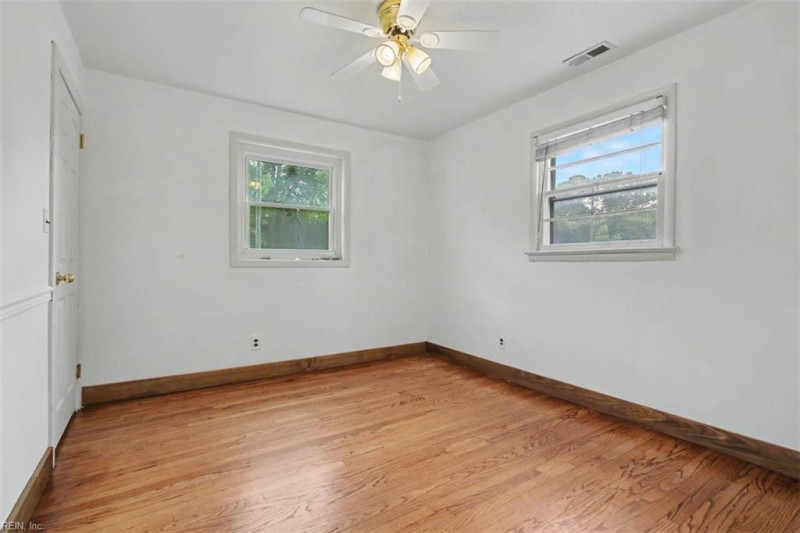 Photo 13 of 19 residential for sale in Norfolk virginia Photo 13 of 19 residential for sale in Norfolk virginia