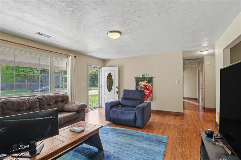 Photo 7 of 19 residential for sale in Norfolk virginia Photo 7 of 19 residential for sale in Norfolk virginia