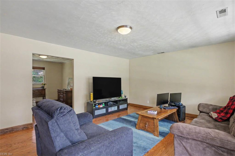 Photo 8 of 19 residential for sale in Norfolk virginia Photo 8 of 19 residential for sale in Norfolk virginia
