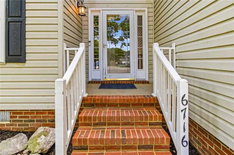 Photo 2 of 35 residential for sale in Suffolk virginia