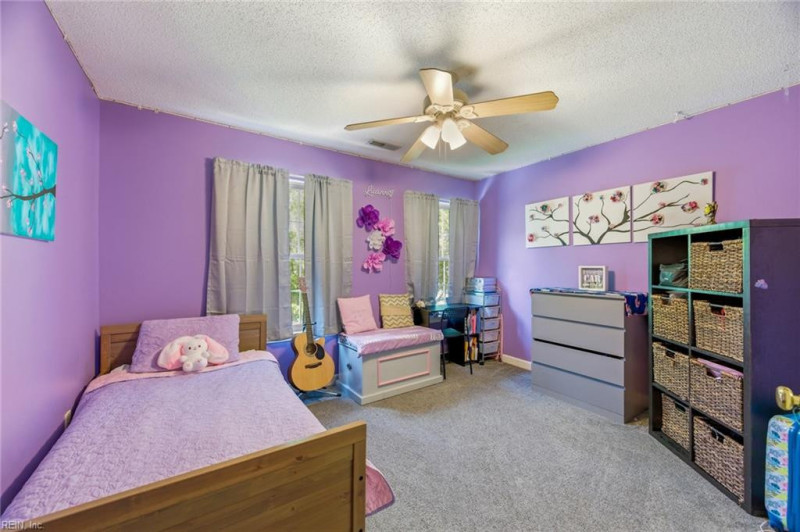 Photo 21 of 35 residential for sale in Suffolk virginia