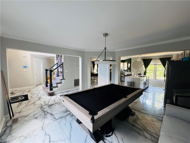 Photo 9 of 26 residential for sale in Chesapeake virginia