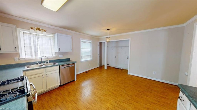 Photo 11 of 50 residential for sale in Norfolk virginia Photo 11 of 50 residential for sale in Norfolk virginia