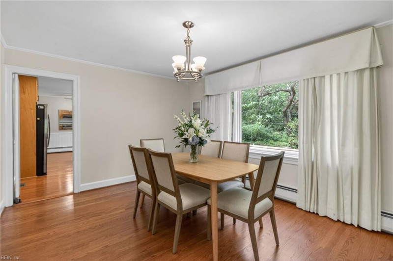 Photo 12 of 42 residential for sale in Virginia Beach virginia