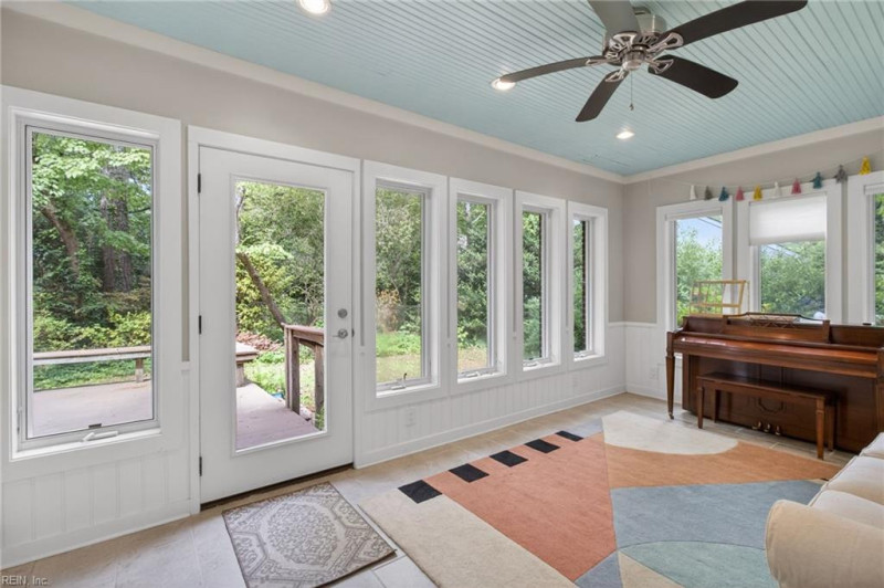 Photo 15 of 42 residential for sale in Virginia Beach virginia