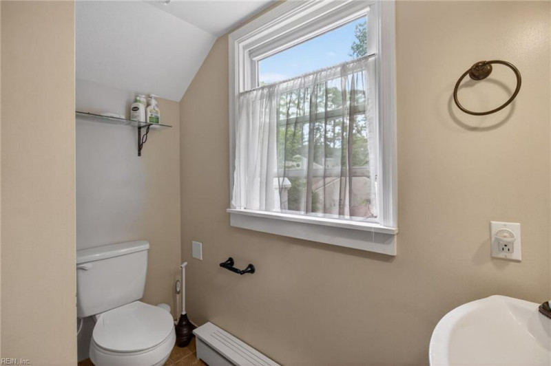 Photo 36 of 42 residential for sale in Virginia Beach virginia