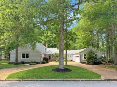 property image for 32 Valmoore Drive POQUOSON VA 23662