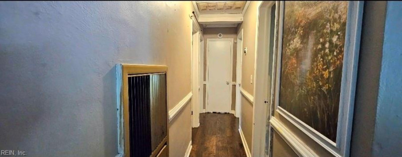 Photo 5 of 11 residential for sale in Norfolk virginia