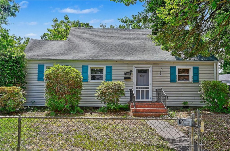 Photo 1 of 41 residential for sale in Norfolk virginia