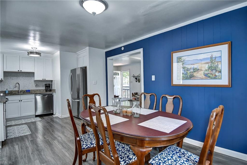Photo 12 of 41 residential for sale in Norfolk virginia