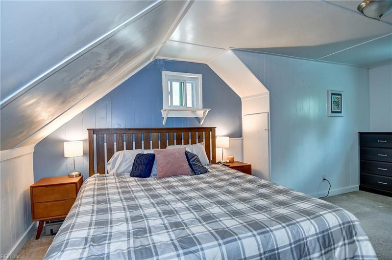 Photo 19 of 41 residential for sale in Norfolk virginia