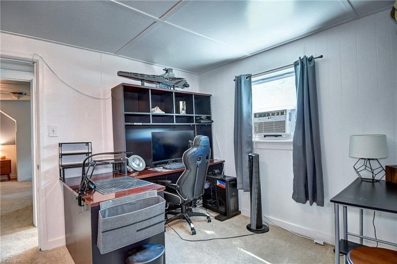 Photo 25 of 41 residential for sale in Norfolk virginia