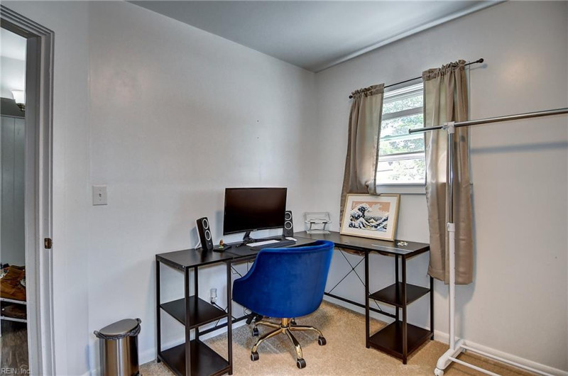 Photo 27 of 41 residential for sale in Norfolk virginia