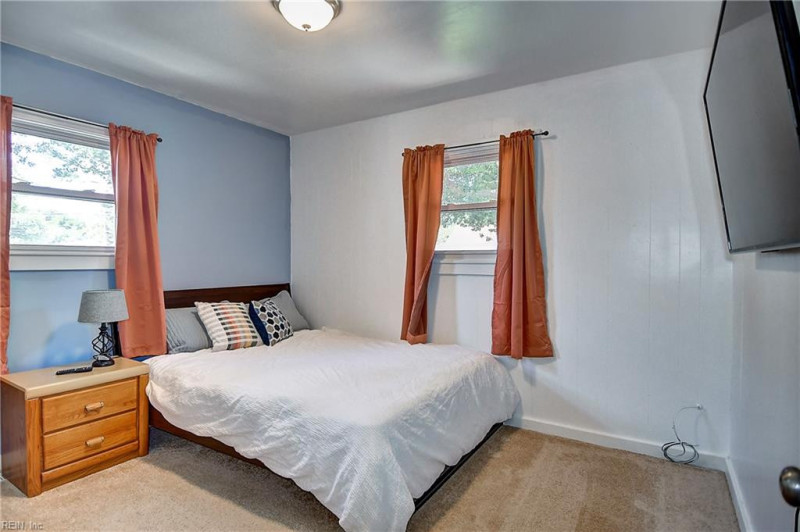 Photo 28 of 41 residential for sale in Norfolk virginia