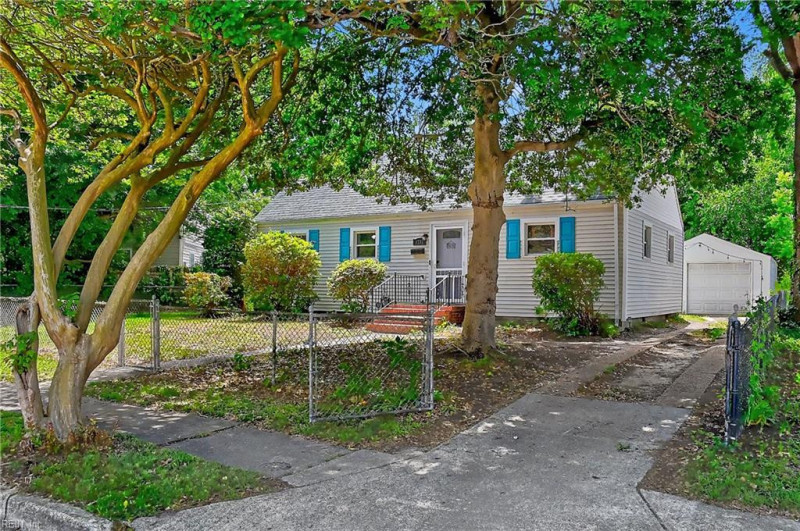 Photo 34 of 41 residential for sale in Norfolk virginia