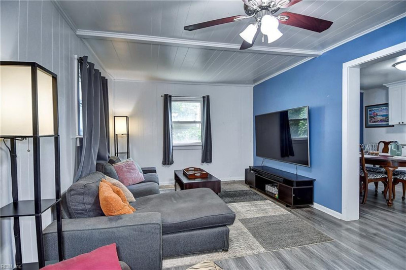 Photo 7 of 41 residential for sale in Norfolk virginia