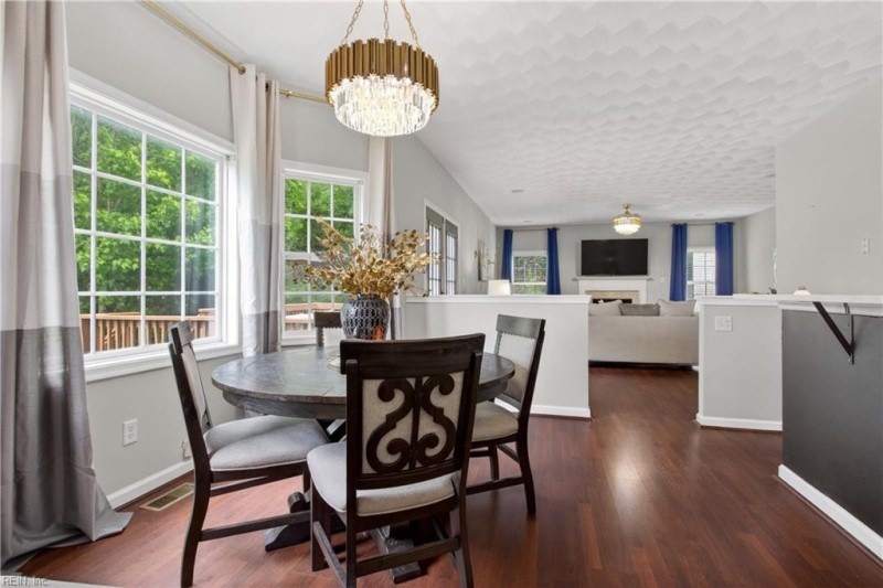 Photo 12 of 48 residential for sale in Suffolk virginia