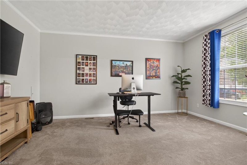 Photo 3 of 48 residential for sale in Suffolk virginia
