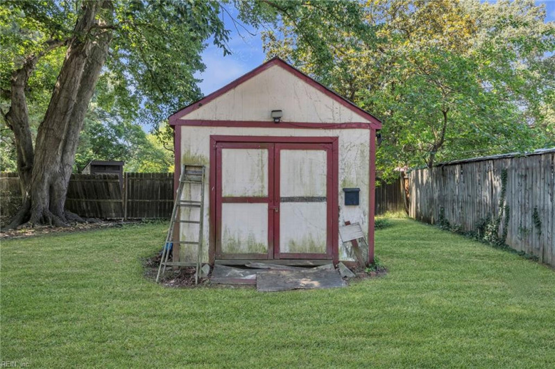 Photo 15 of 20 residential for sale in Virginia Beach virginia