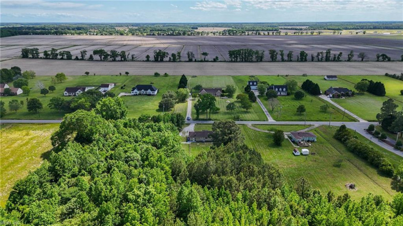 Photo 36 of 41 residential for sale in Chesapeake virginia