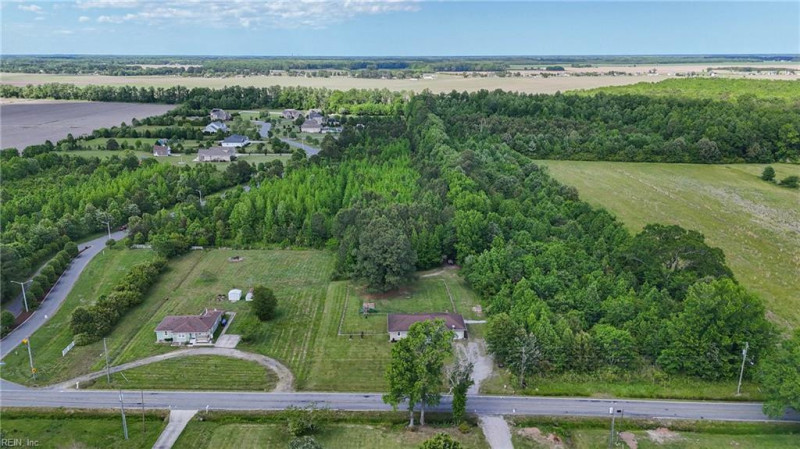 Photo 37 of 41 residential for sale in Chesapeake virginia