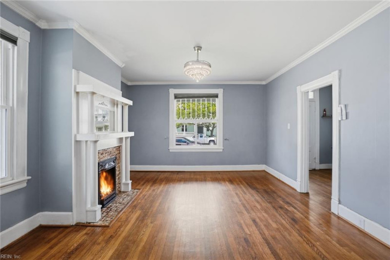 Photo 6 of 28 residential for sale in Portsmouth virginia