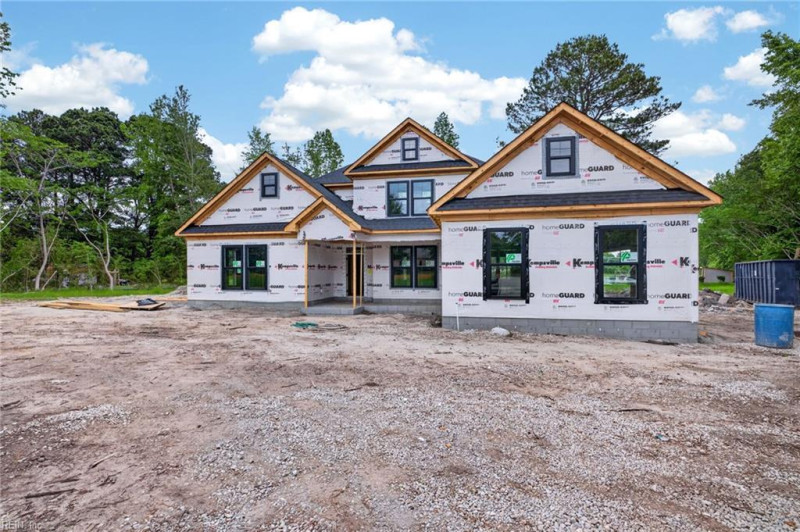 Photo 1 of 33 residential for sale in Chesapeake virginia
