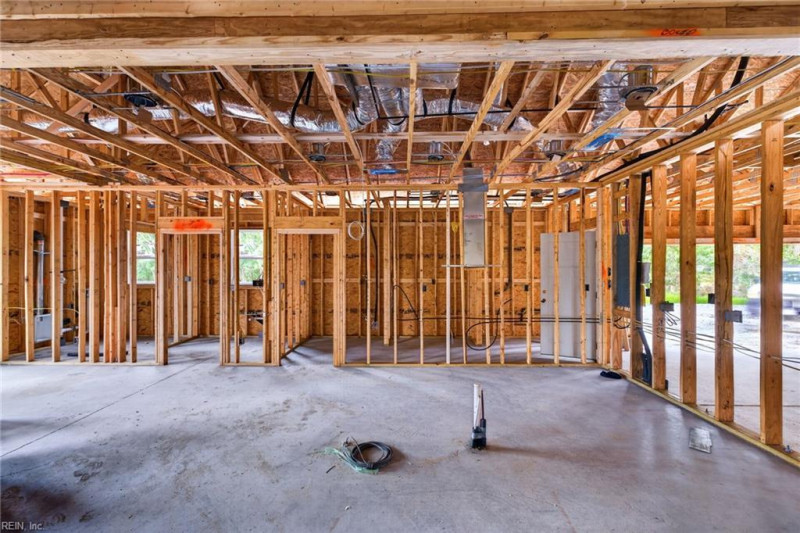 Photo 14 of 33 residential for sale in Chesapeake virginia