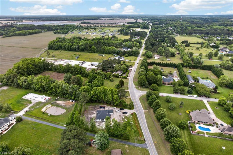 Photo 18 of 33 residential for sale in Chesapeake virginia