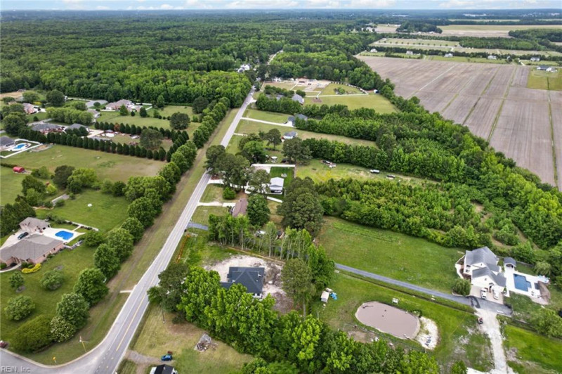 Photo 22 of 33 residential for sale in Chesapeake virginia