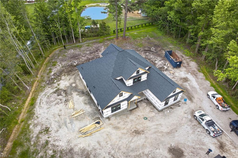 Photo 25 of 33 residential for sale in Chesapeake virginia
