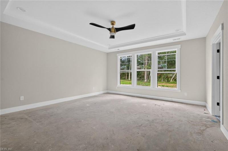 Photo 6 of 33 residential for sale in Chesapeake virginia