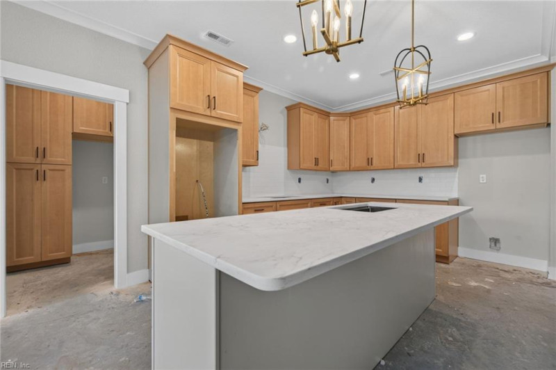 Photo 7 of 33 residential for sale in Chesapeake virginia