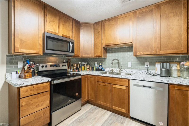 Photo 8 of 22 residential for sale in Hampton virginia