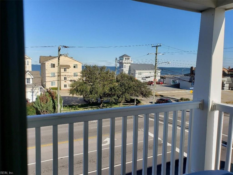 Photo 17 of 23 residential for sale in Norfolk virginia