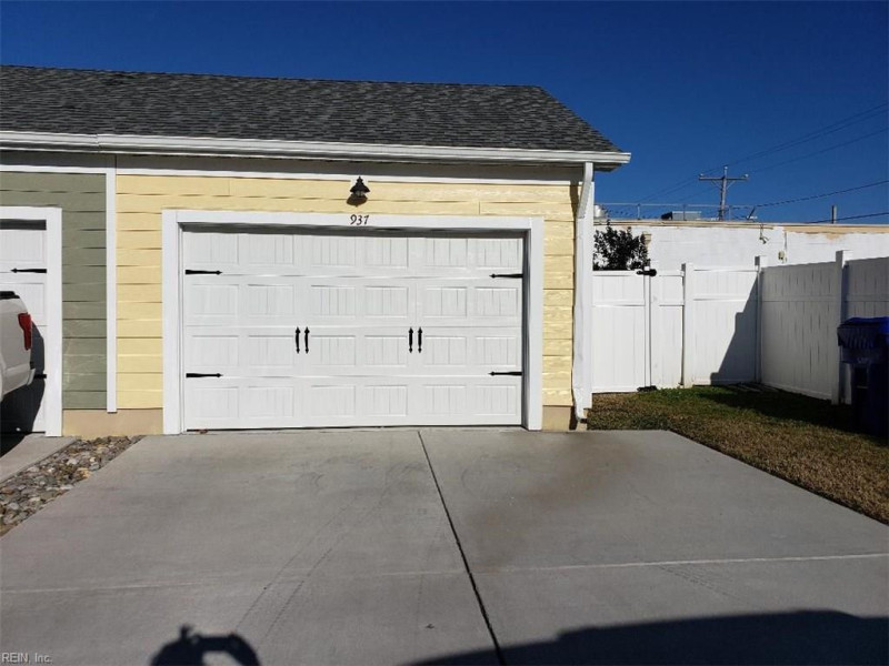Photo 19 of 23 residential for sale in Norfolk virginia
